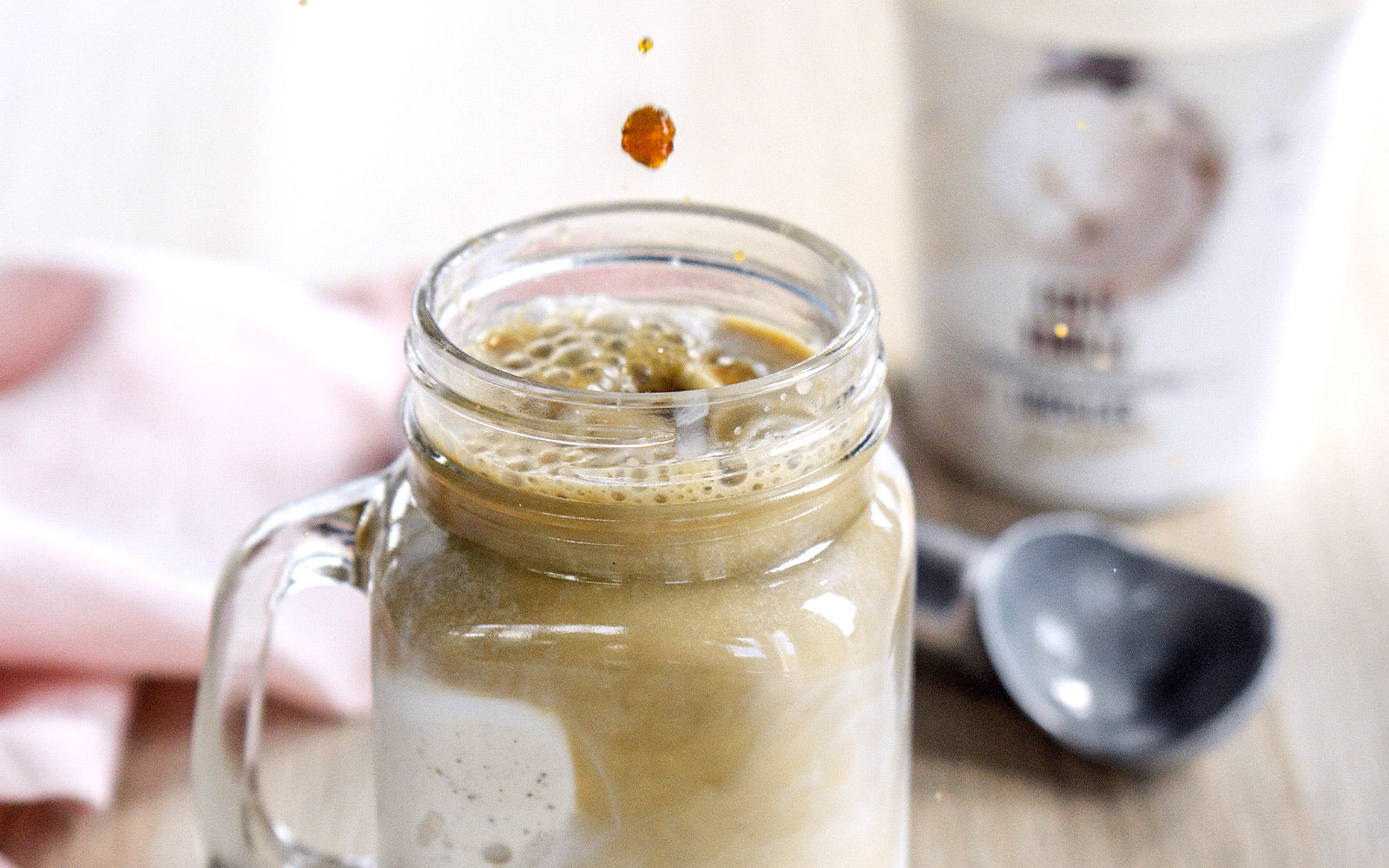 Chai-Latte-Eiskaffee mit Echter Vanille